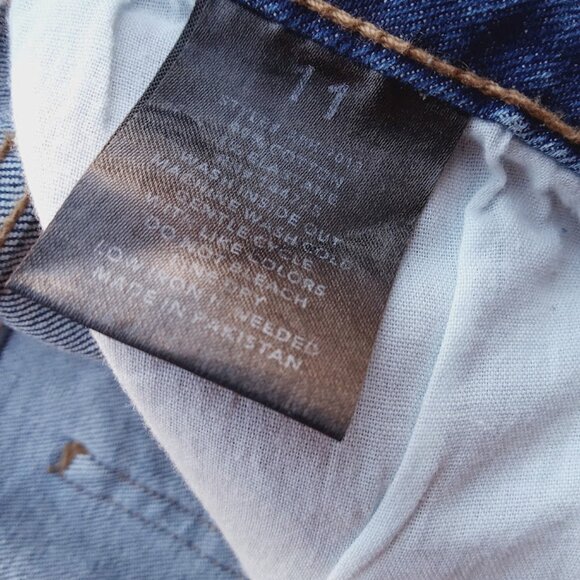 High Waisted Size 11 Distressed Blue Jeans Y2k Skinney Stretchy Ripped Denim - Picture 10 of 12